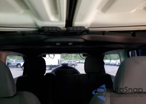 2024 Jeep Wrangler 4Xe z USA, uszkodzony, nr VIN 1C4RJXN66RW167175